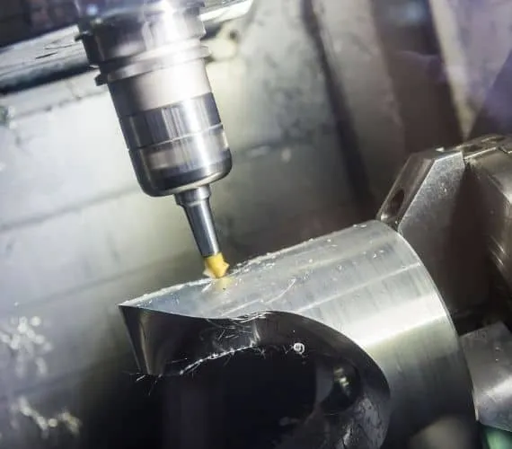 Servizio di lavorazione cnc a 5 assi