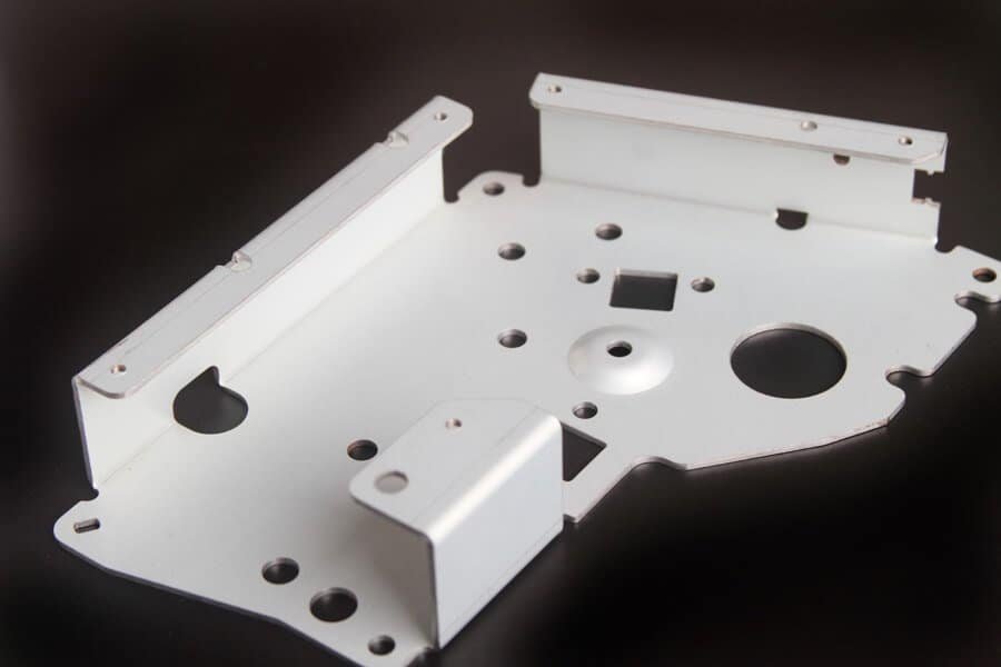 figure 2 qu'est-ce que la fabrication de tôles sur mesure cnc