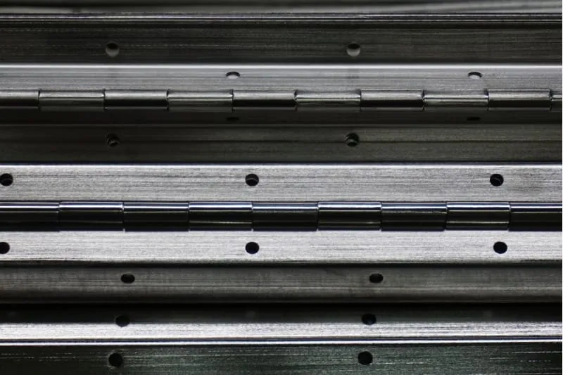 bisagras de piano de acero inoxidable 1