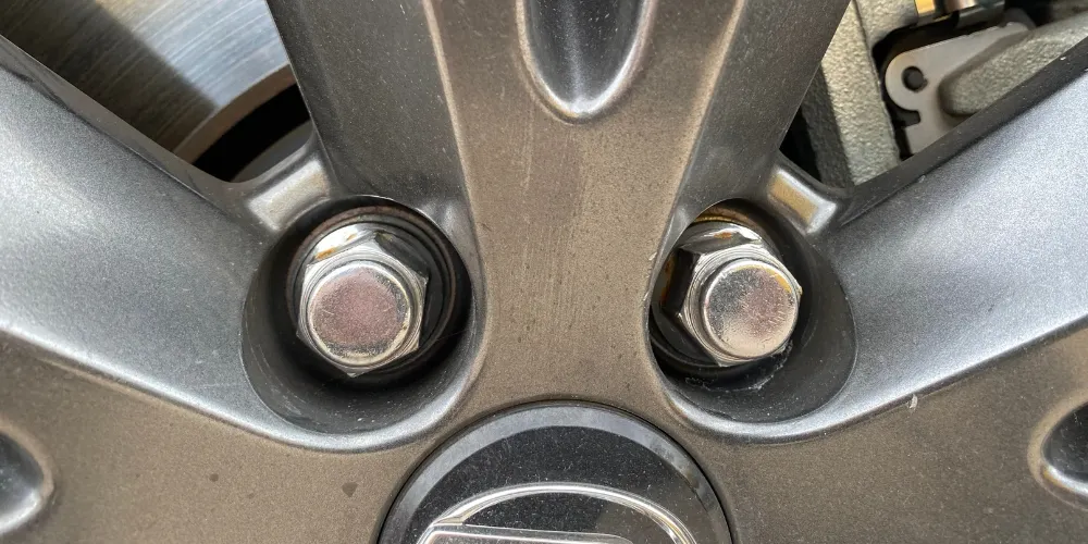 wheel lug nuts 2