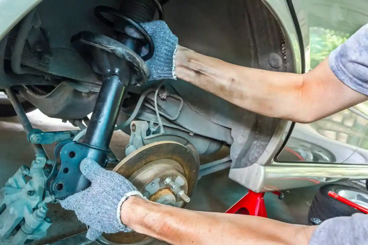 car suspension struts