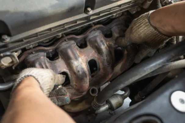 repairing cracked exhaust manifold 1
