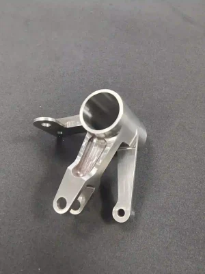 تصنيع ماكينات سي إن سي بخمسة محاور لمنتجات التيتانيوم 3