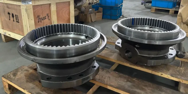 metal casting gear housing for machinery industry.webp