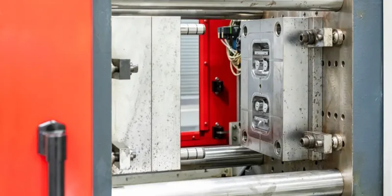 Fabricación de moldeo por inyección